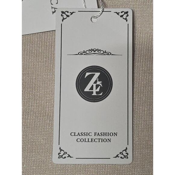 ZESICA Women's Knit Sweater Large Sand Crewneck Long Sleeve Striped Trim NWT - Picture 3 of 5